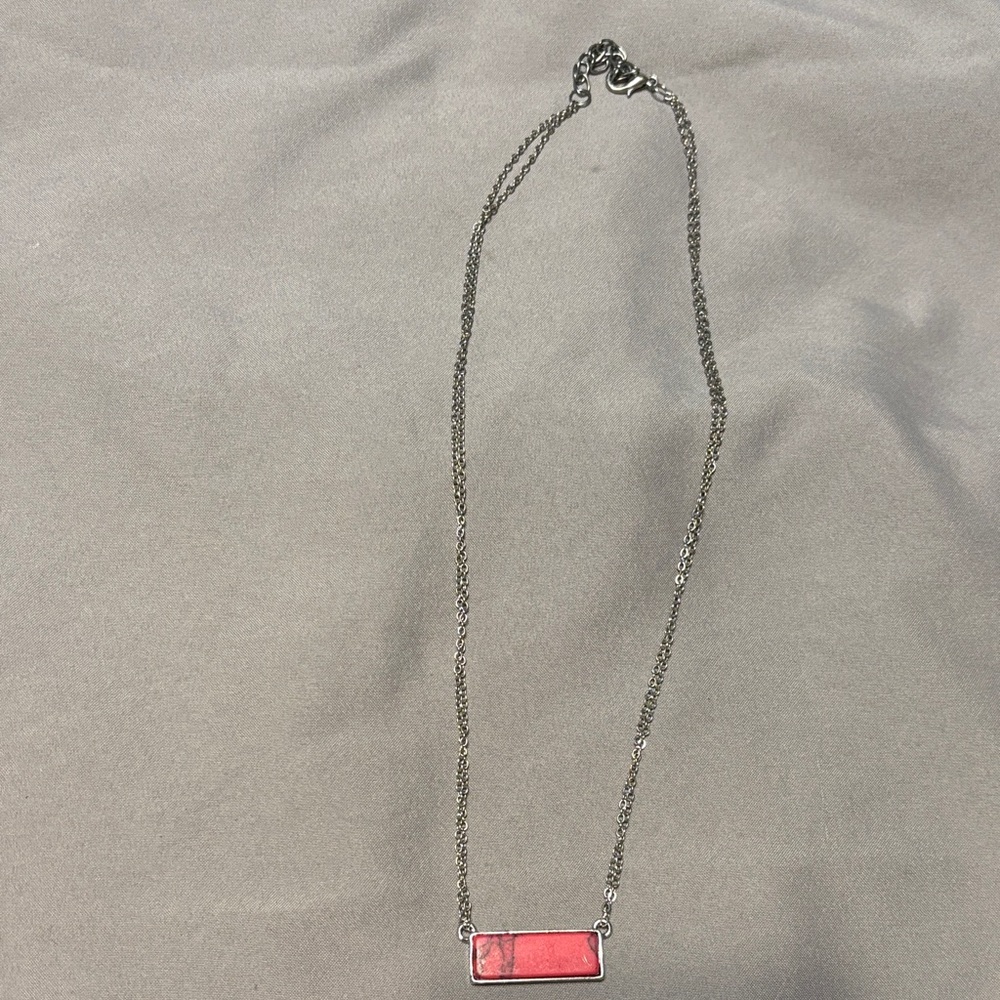 ☃️ NEW LOWER PRICE ☃️ ~ Elegant Silver Necklace with Pink Pendant